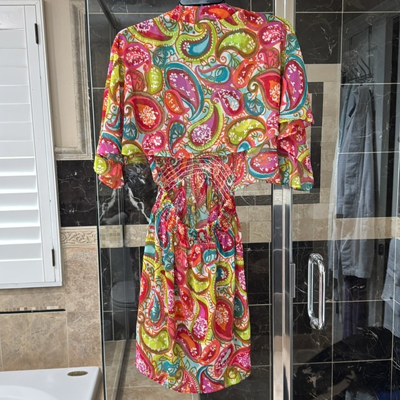 Trina Turk swim coverup, size M, like new condition, worn once. - Picture 4 of 7